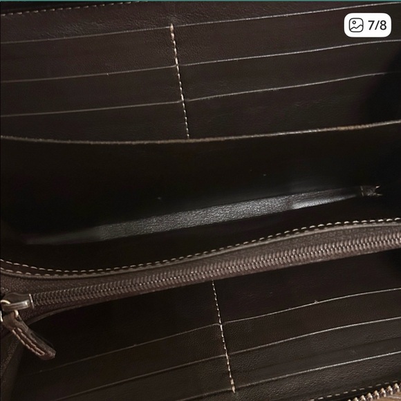 Gucci Beige and Brown Zip-Around Wallet - Picture 7 of 10